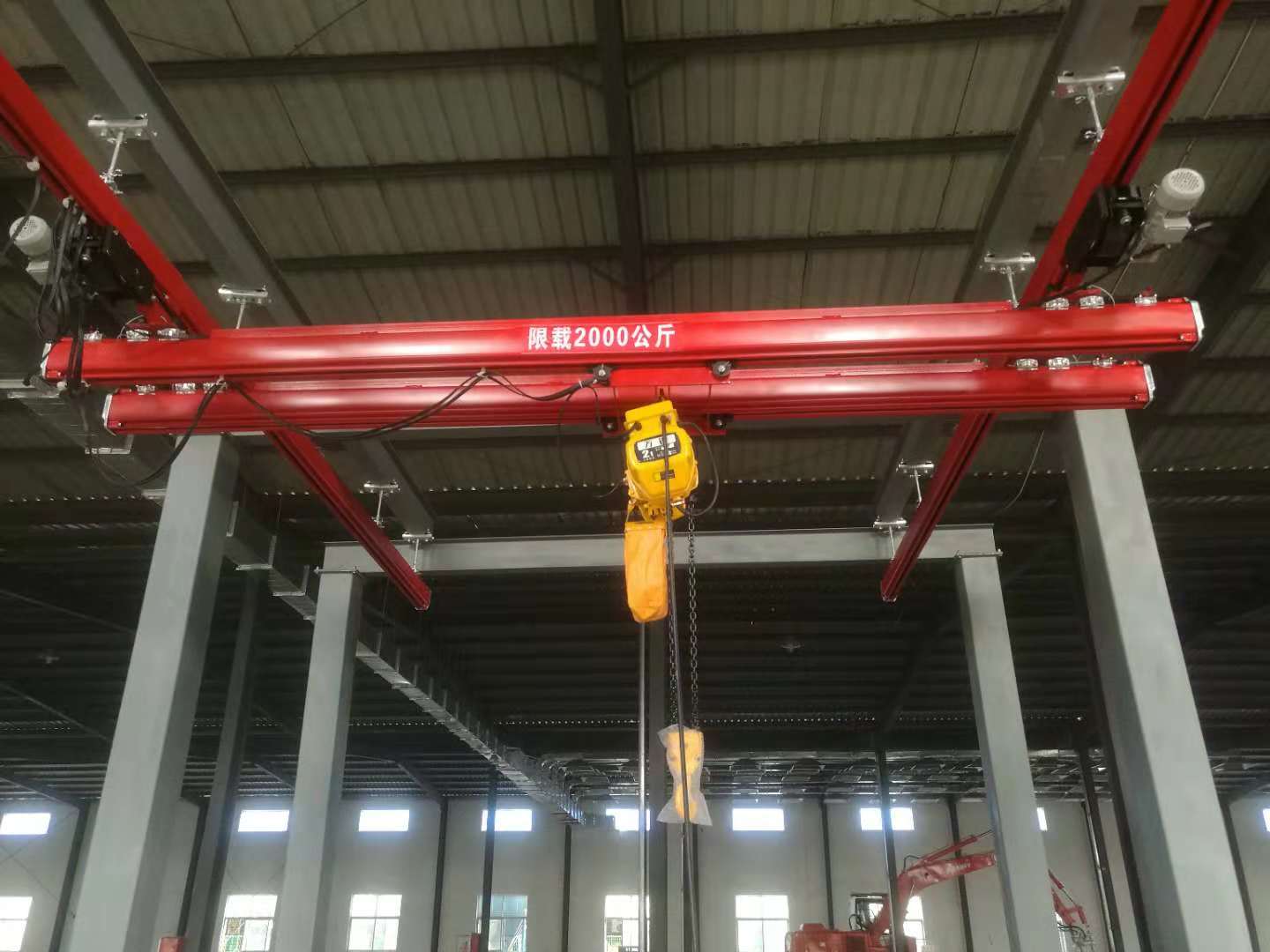 KBK軌道全電動柱式起重機